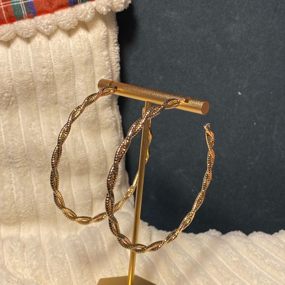 🤠 WESTERN LARGE HOOP WRANGLER EARRINGS LIGHTWEIGHT GOLD CHUNKY - Picture 5 of 5